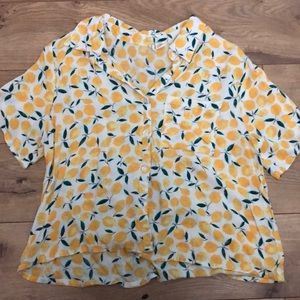 lemon t-shirt